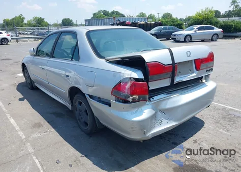 2001 Honda Accord 3.0 Ex из США, поврежденный, VIN 1HGCG16521A033449